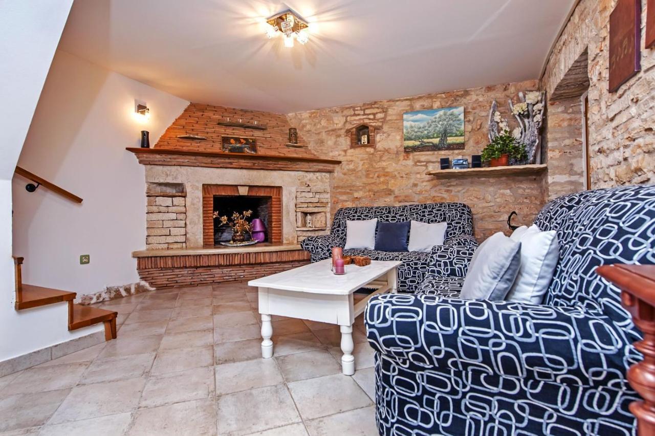 Holiday Apartment Daria 20 Rovinj Exterior photo