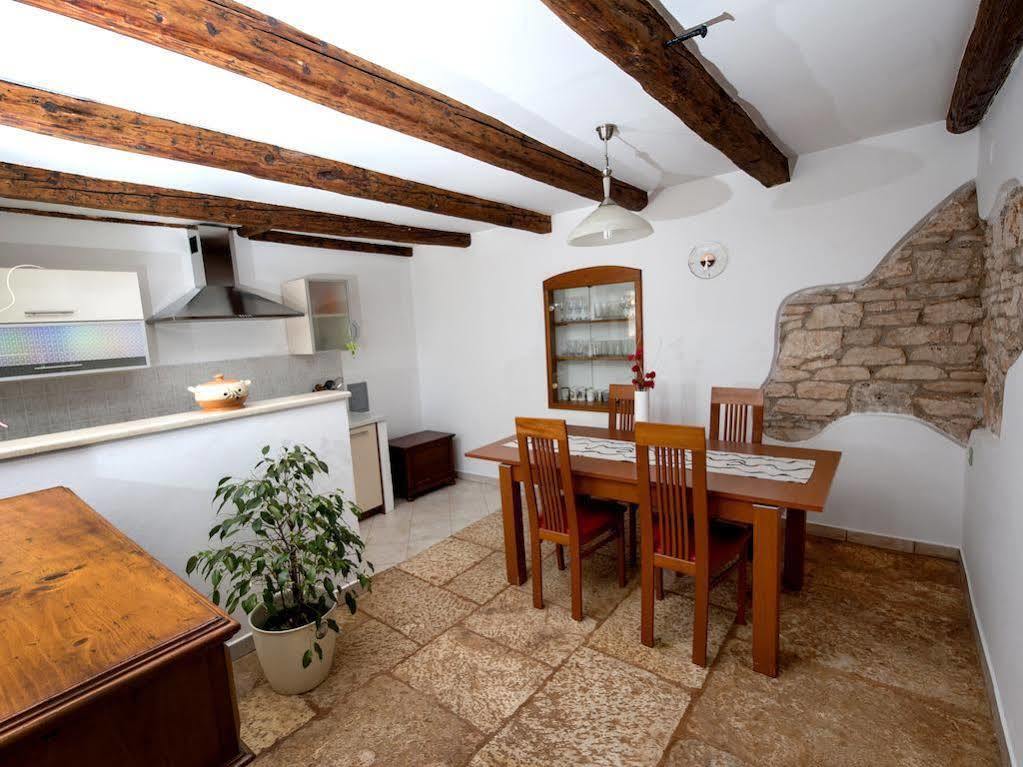 Holiday Apartment Daria 20 Rovinj Exterior photo